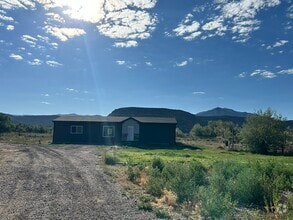 Building Photo - 2090-2045 45 Rd