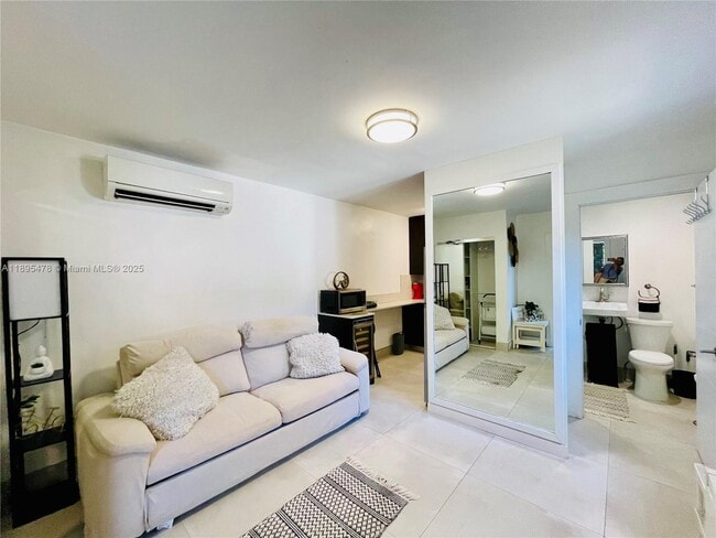 Foto del edificio - 38 NW 52nd St