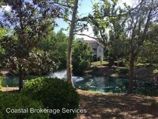 Foto del edificio - 35 Summerfield Ct