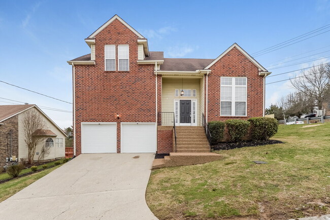 Building Photo - 700 Leadenhall Ct