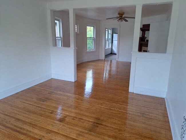 Building Photo - 449 Abbott Rd