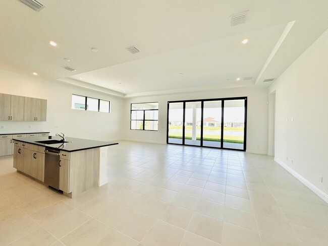 Building Photo - 8294 Norcia Way