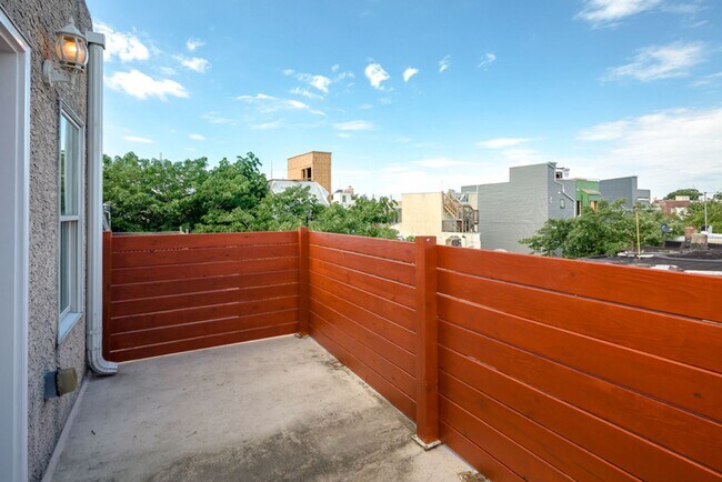 Foto del edificio - Four Bed Point Breeze Home
