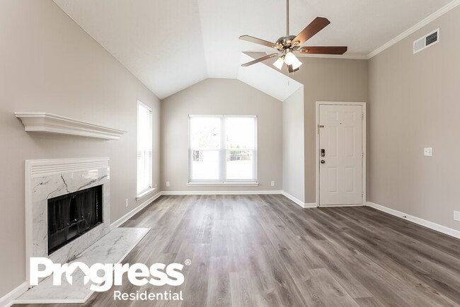 Foto del edificio - 4917 Hickory Woods E
