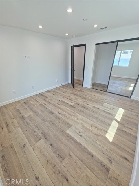 Foto del edificio - 7331 Vanalden Ave