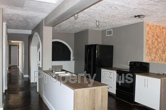 Foto del edificio - 1228 S McKemy St