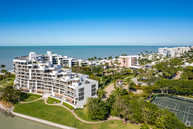 Aerial Photo - Admiralty Point Condominium