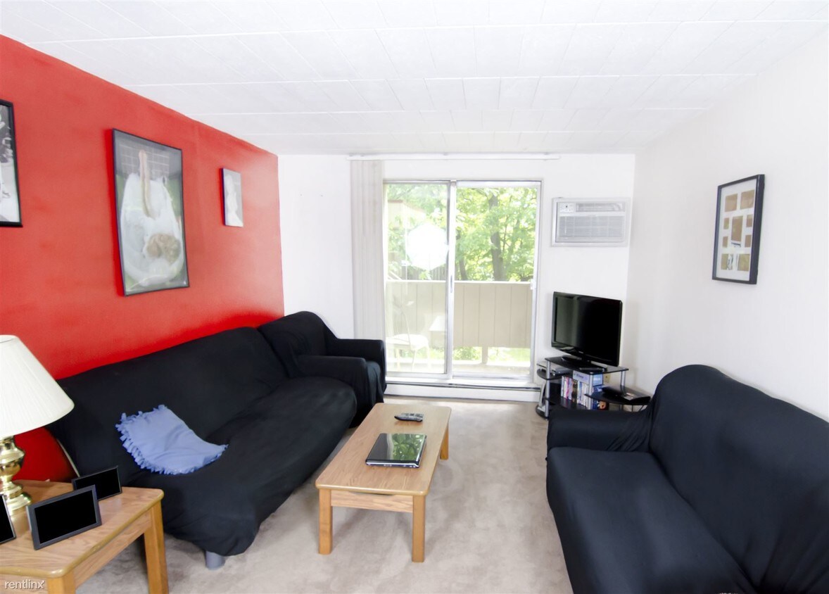Primary Photo - 139 Woodmere Ave