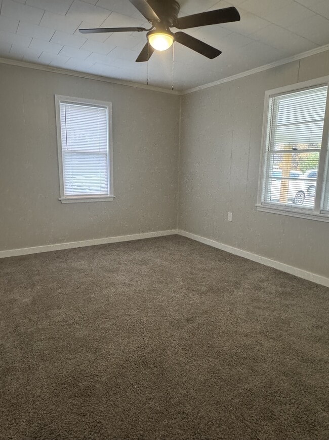 Foto del edificio - 610 Ripley Ave