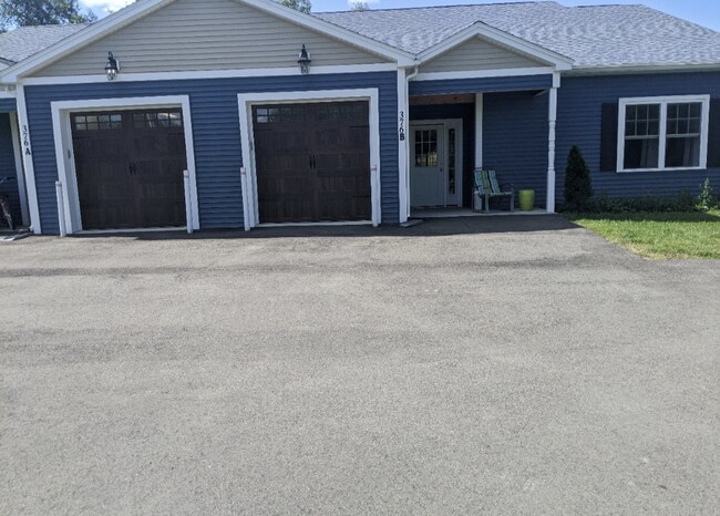 Building Photo - 376 Sawyer Rd