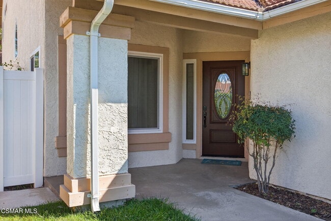 Building Photo - 4202 Lost Springs Dr