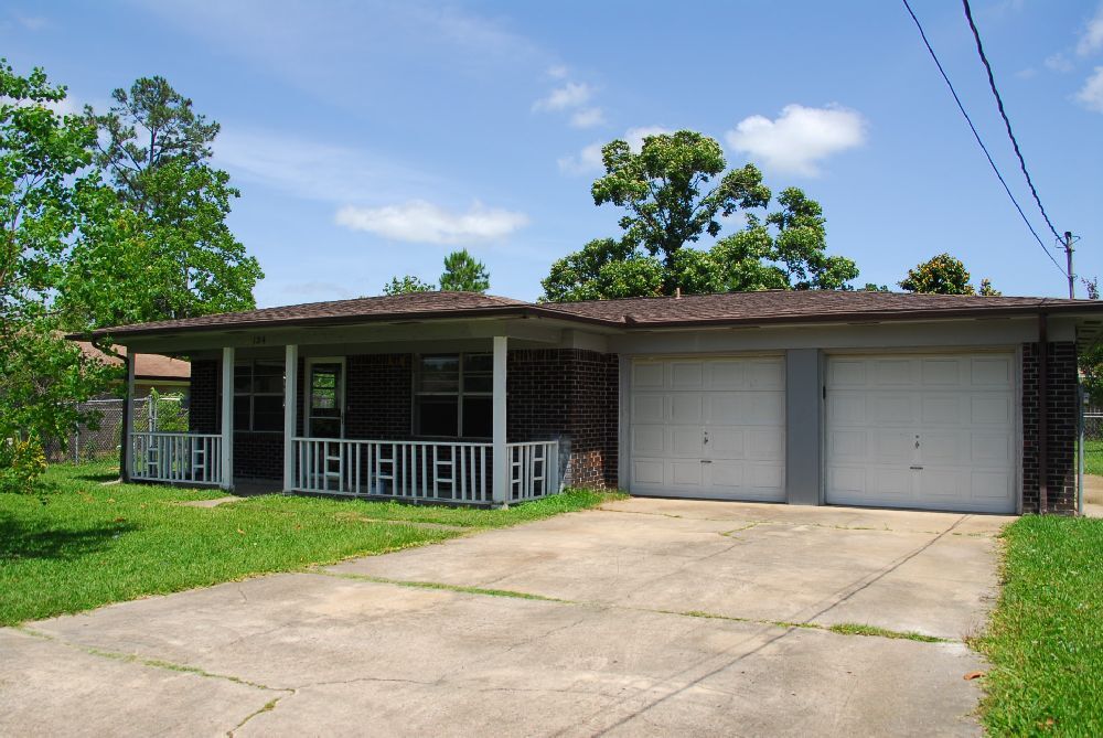 Foto principal - 124 Deanna St