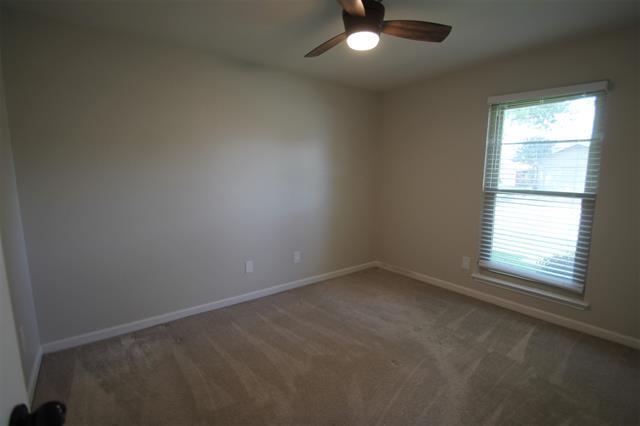 Building Photo - 2024 Spicewood Rd