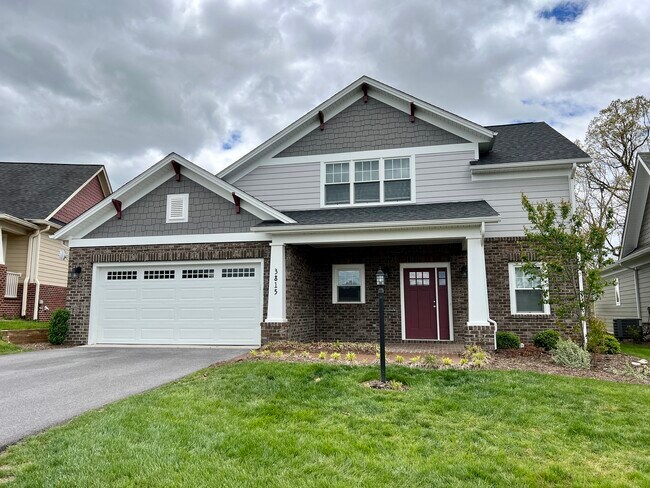 Foto del edificio - 3815 Fairway View Dr