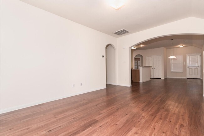 Building Photo - 5515 Amelia Plantation Dr