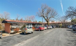 Building Photo - 12 Hill Ave