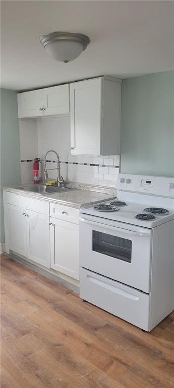 Primary Photo - 1581 Elmwood Ave