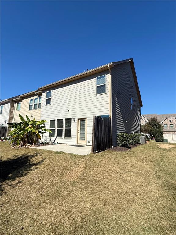 Building Photo - 7130 Post Pk Wy