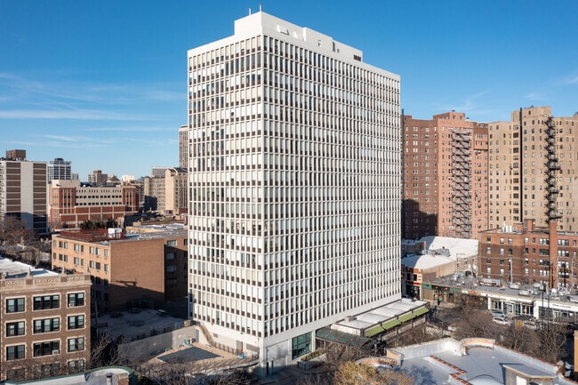 Building Photo - Lincoln Park Condos
