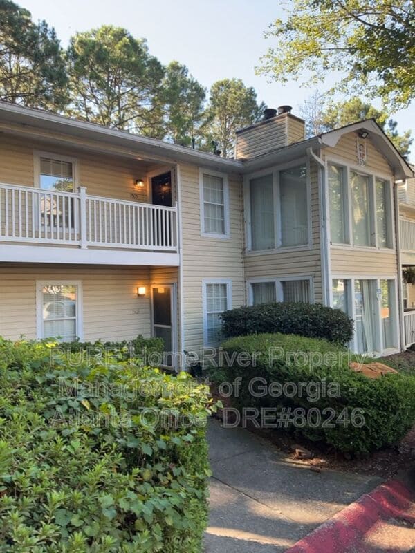 Building Photo - 1505 Augusta Dr