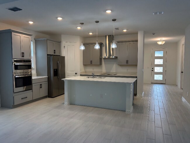Foto del edificio - 6640 Wake St