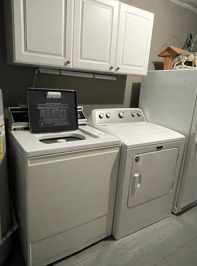 Laundry - 92 Crawford Rd