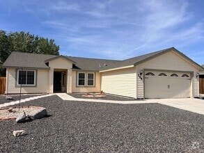 Building Photo - 144 Shadow Mountain Dr