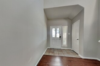 Building Photo - 19819 Sternwood Manor Dr