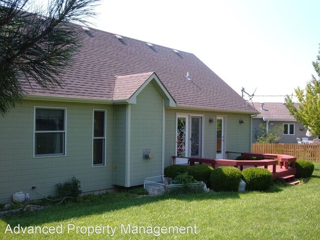 Foto del edificio - 5 br, 3 bath House - 2040 Estella