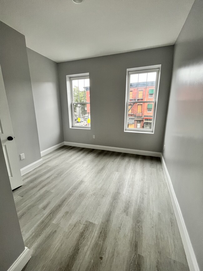 Unit 3 - 131 Monticello Ave