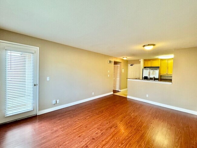 Building Photo - 3440 Lebon Dr