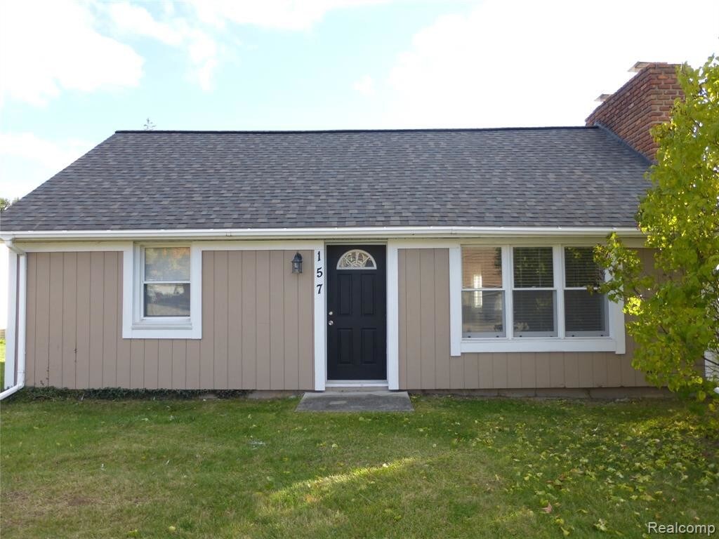 Primary Photo - 157 W Drahner Rd