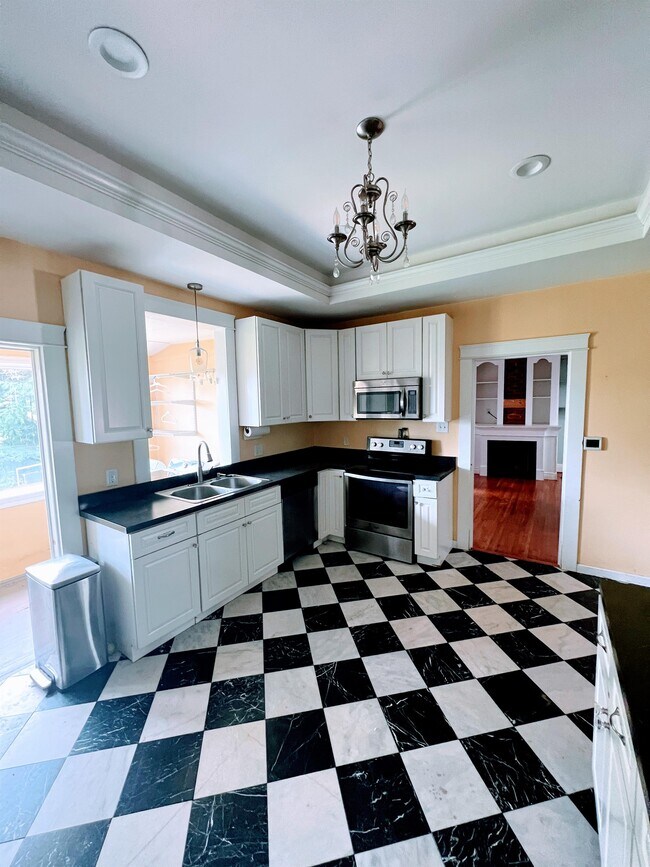 1460 Yancey St, Lynchburg, VA 24503 House Rental in Lynchburg, VA