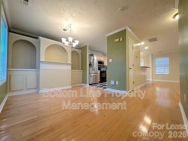 Foto del edificio - 131 Camforth Dr