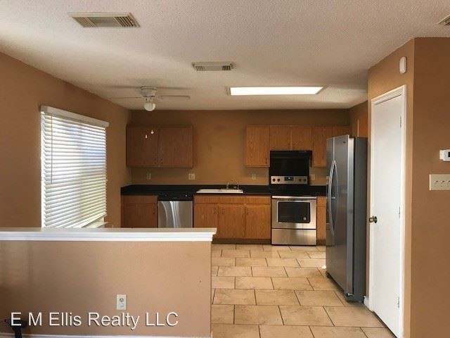 Building Photo - 4 br, 2.5 bath House - 10167 Sunset Place