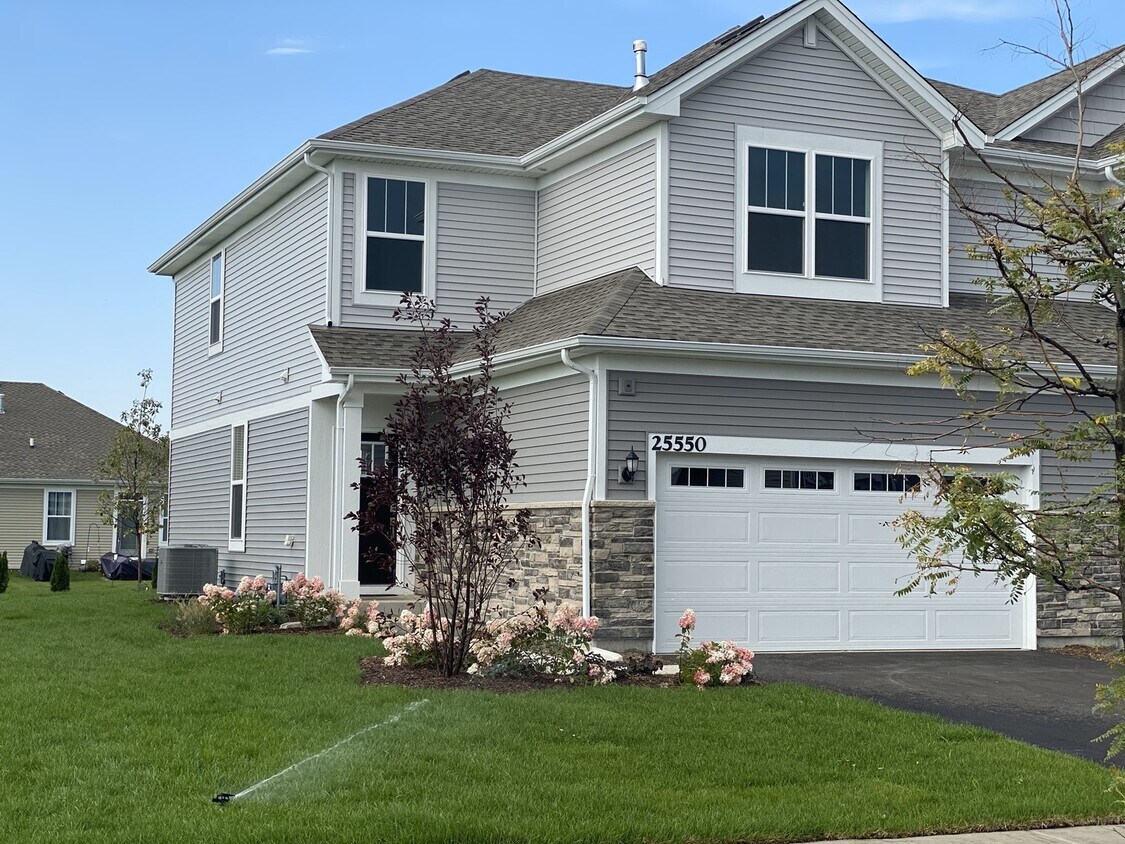 25550 W Maurice Ln, Plainfield, IL 60586 Condo for Rent in Plainfield