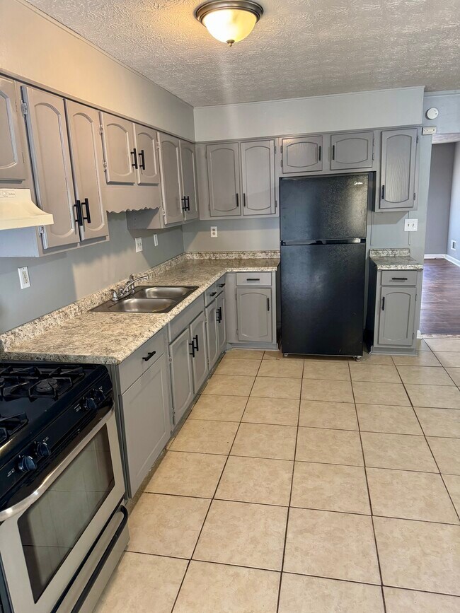 Foto del edificio - 2137 Fairway Ct SE
