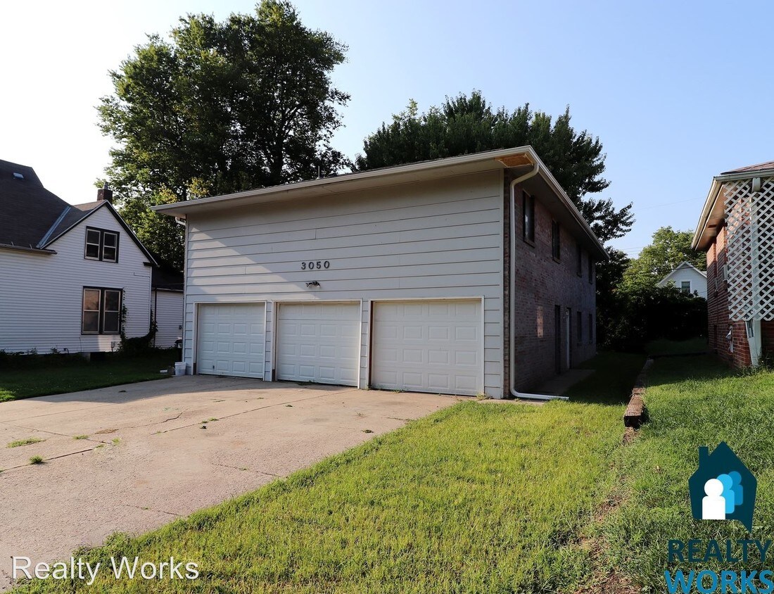 3050 Q St, Lincoln, NE 68503 Apartment for Rent in Lincoln, NE