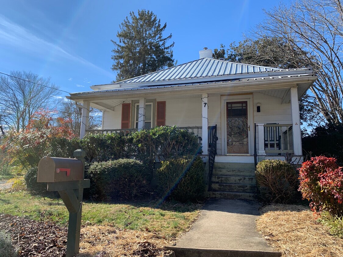Foto principal - 7 Galax Ave