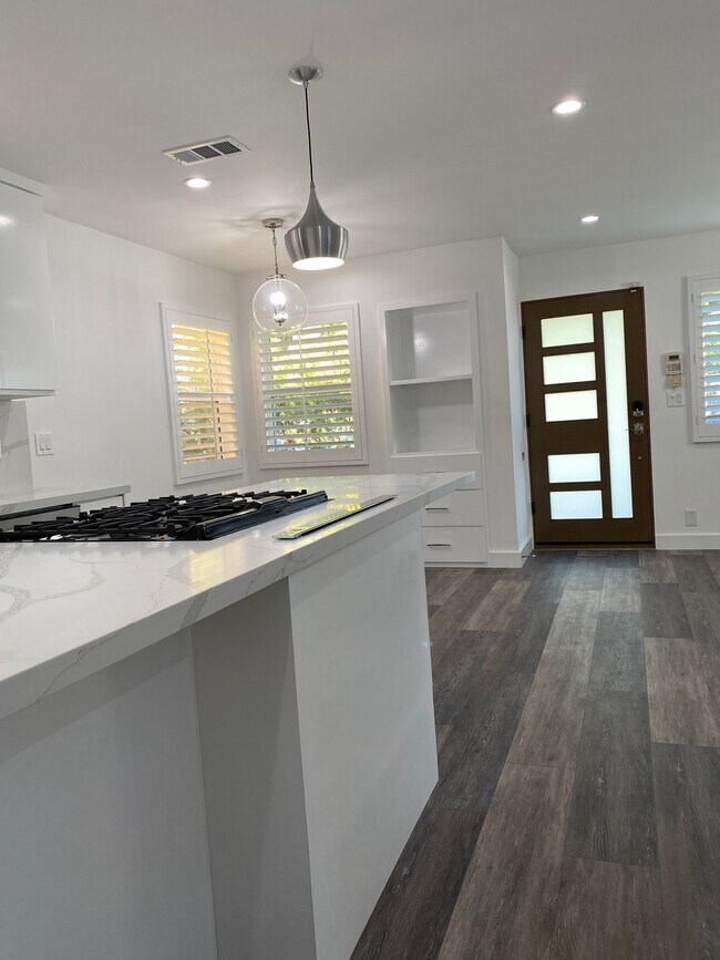 Foto del edificio - 3203 W Chandler Blvd