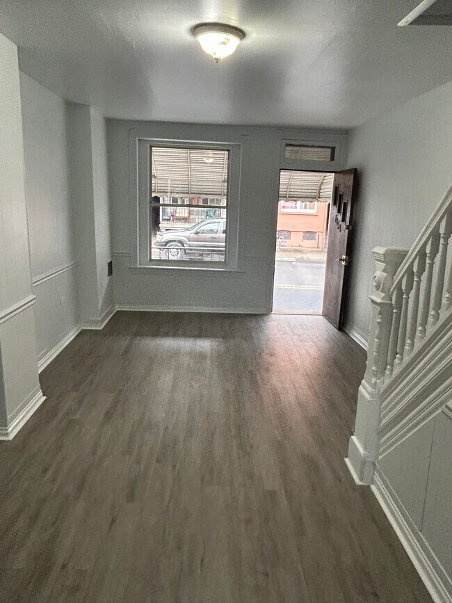 Foto del edificio - 1151 Cotton St