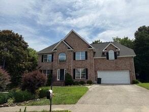 Building Photo - 492 Glenshire Ln