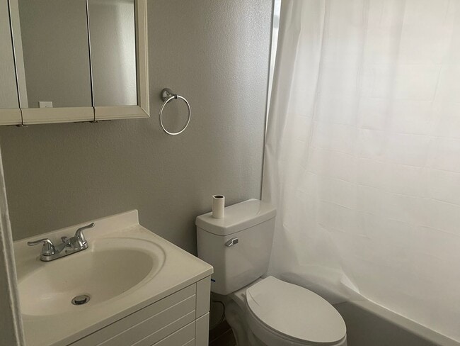 Foto del edificio - Available Soon! 2 bedroom 1.5 bath home in Lodi