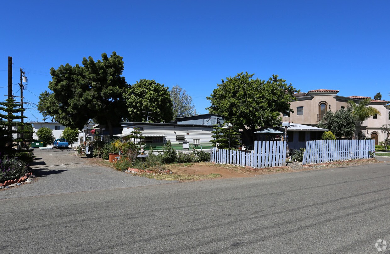 Primary Photo - LA PLAYA VISTA TRAILER COURT