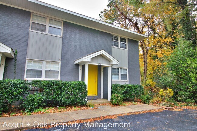 Building Photo - 1620 Crest Rd