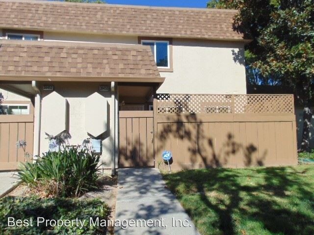 Primary Photo - 2 br, 1.5 bath House - 38450 Berkeley Cmn