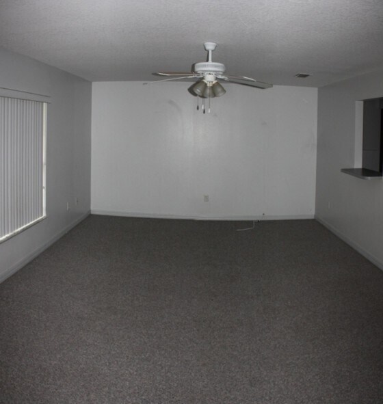 Foto del edificio - 2721 NE 22nd Ct