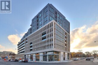 Building Photo - 1 Hillsdale Ave W