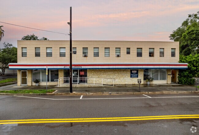 Building Photo - 411 S Garden Ave