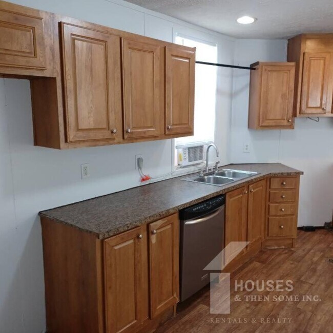 Foto del edificio - 8121 3rd St